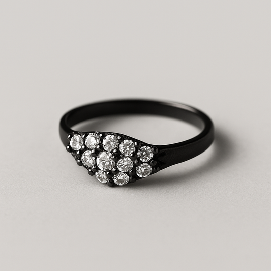 Striking black diamond cluster ring 💍✨ (Free size)