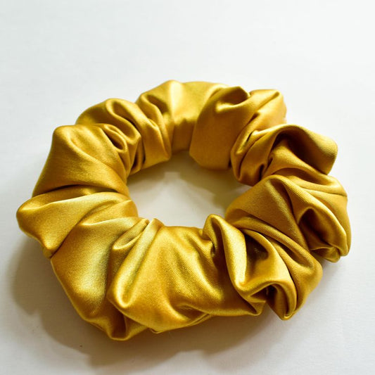 💛 Golden Glow Satin Scrunchie 💛
