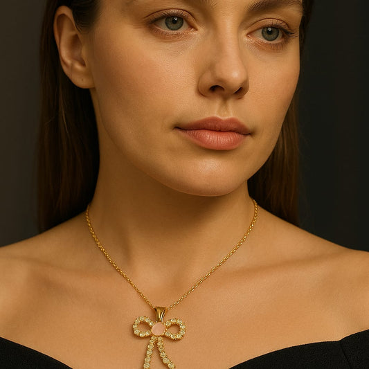 🎀 Elegant Charm Bow Necklace
