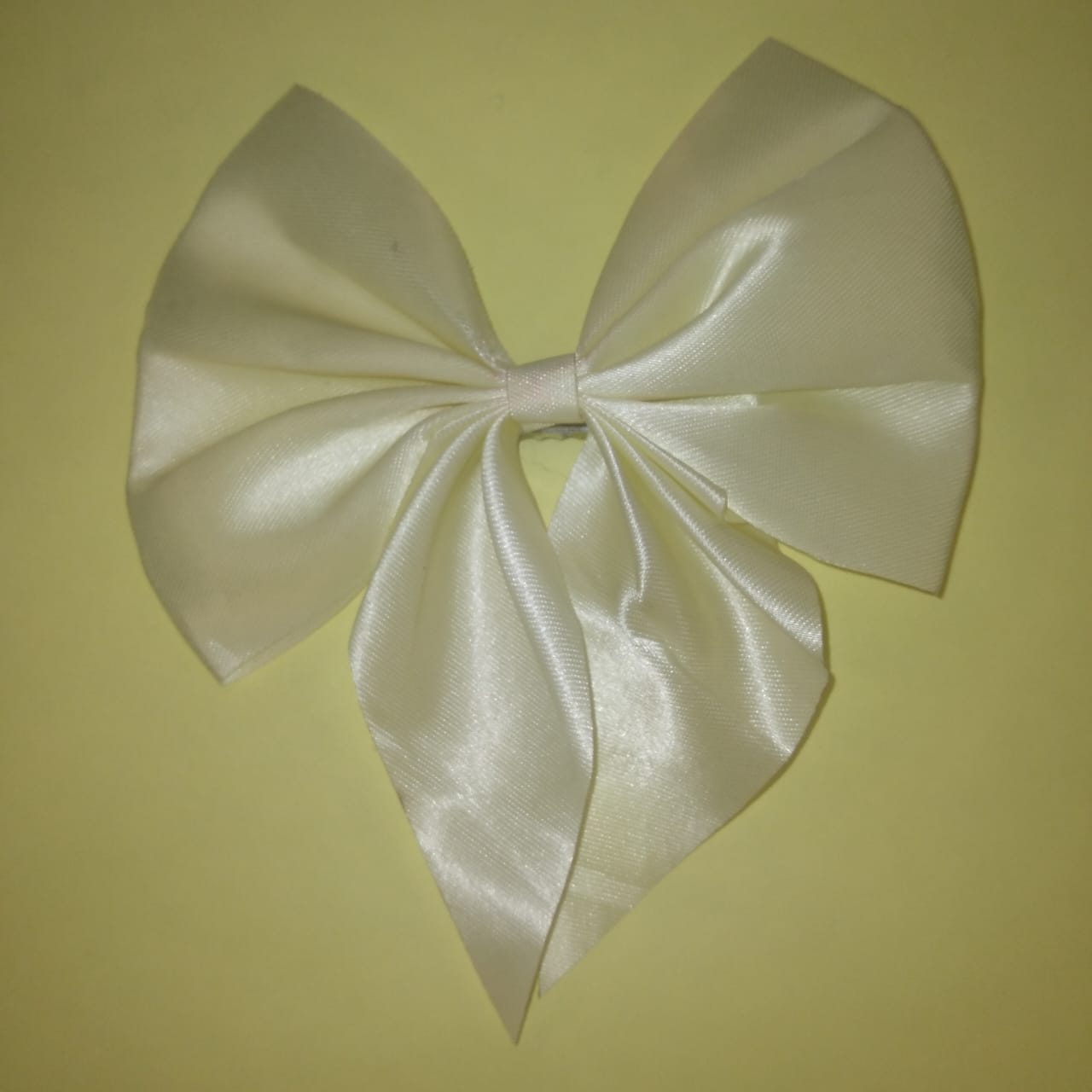 🤍 Classic Ivory White Satin Hair Bow 🎀