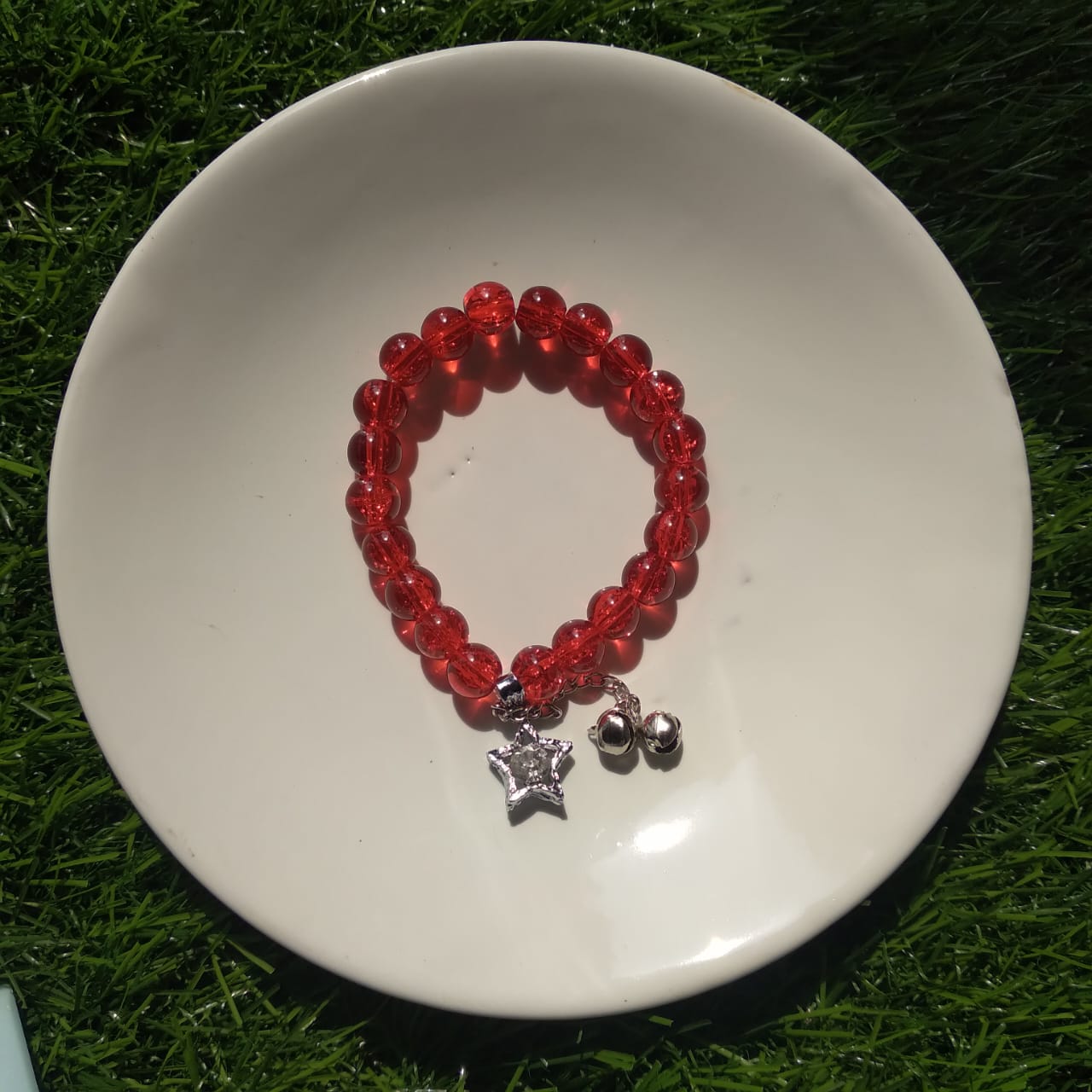 🌟 Radiant Red Bead Bracelet with Star Charm 🔴⭐
